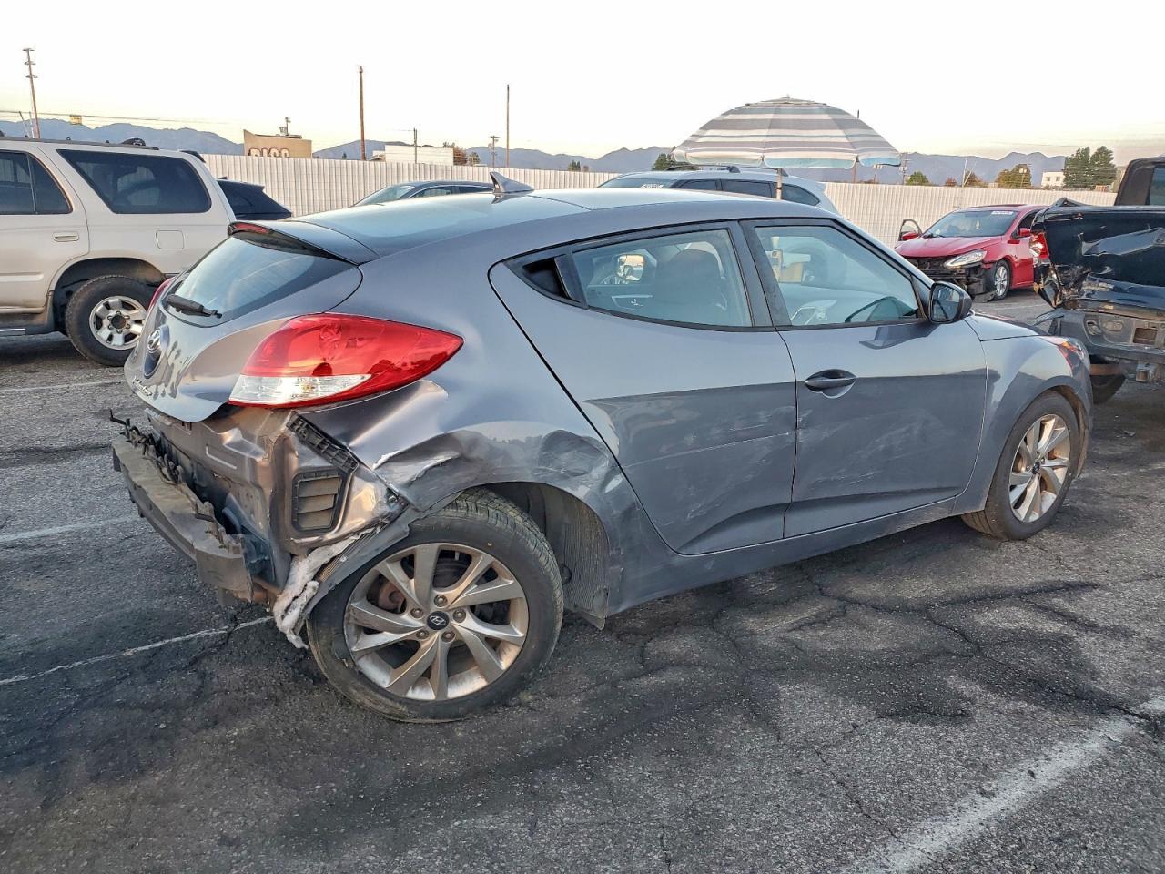 2016 HYUNDAI VELOSTER