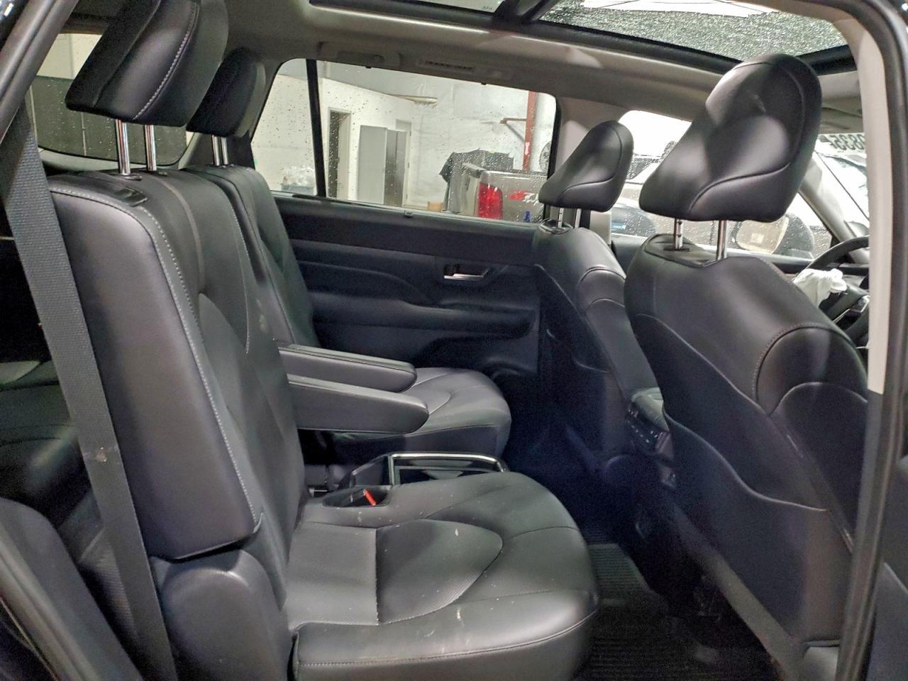 2024 TOYOTA HIGHLANDER
