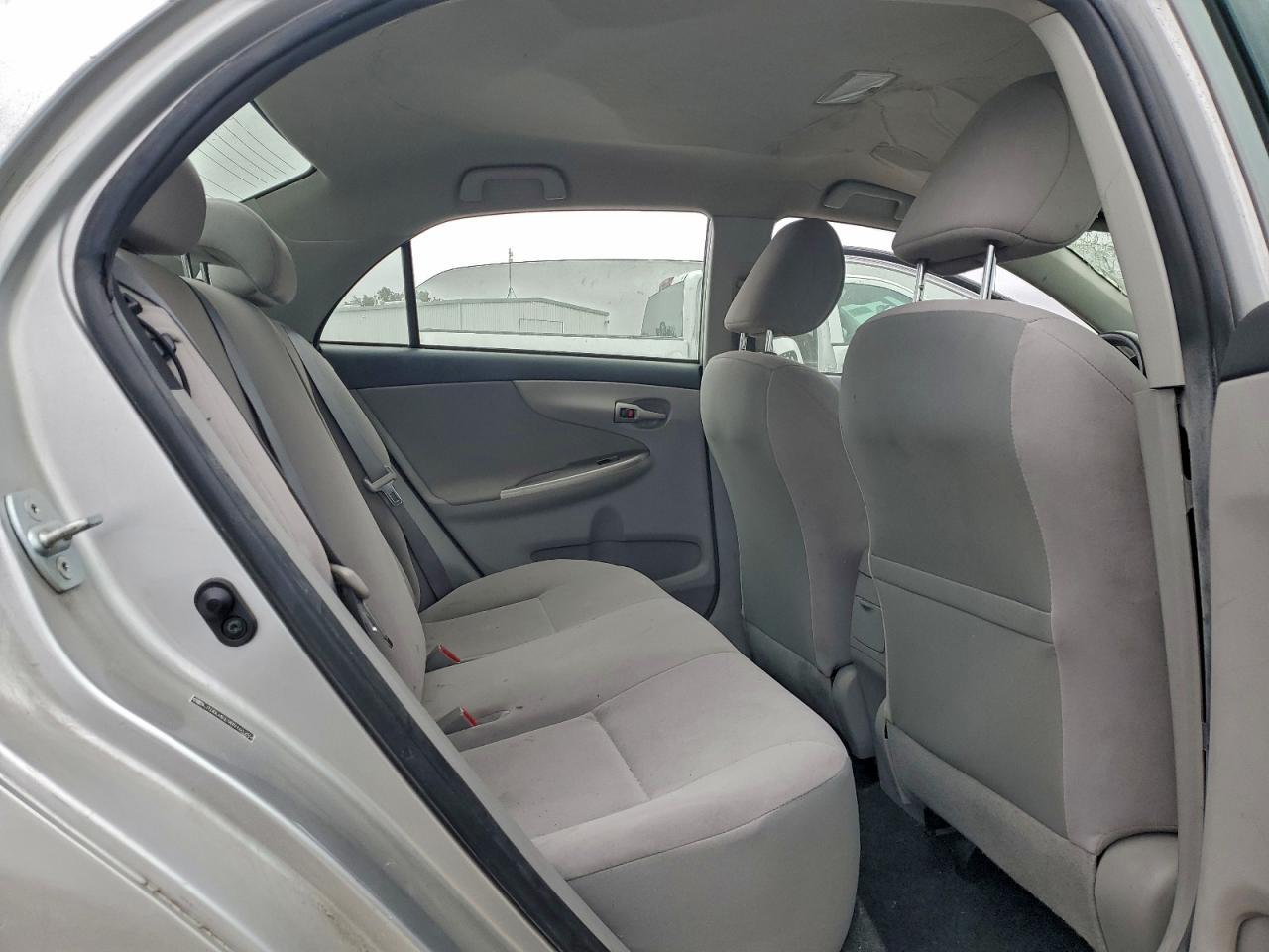2011 TOYOTA COROLLA