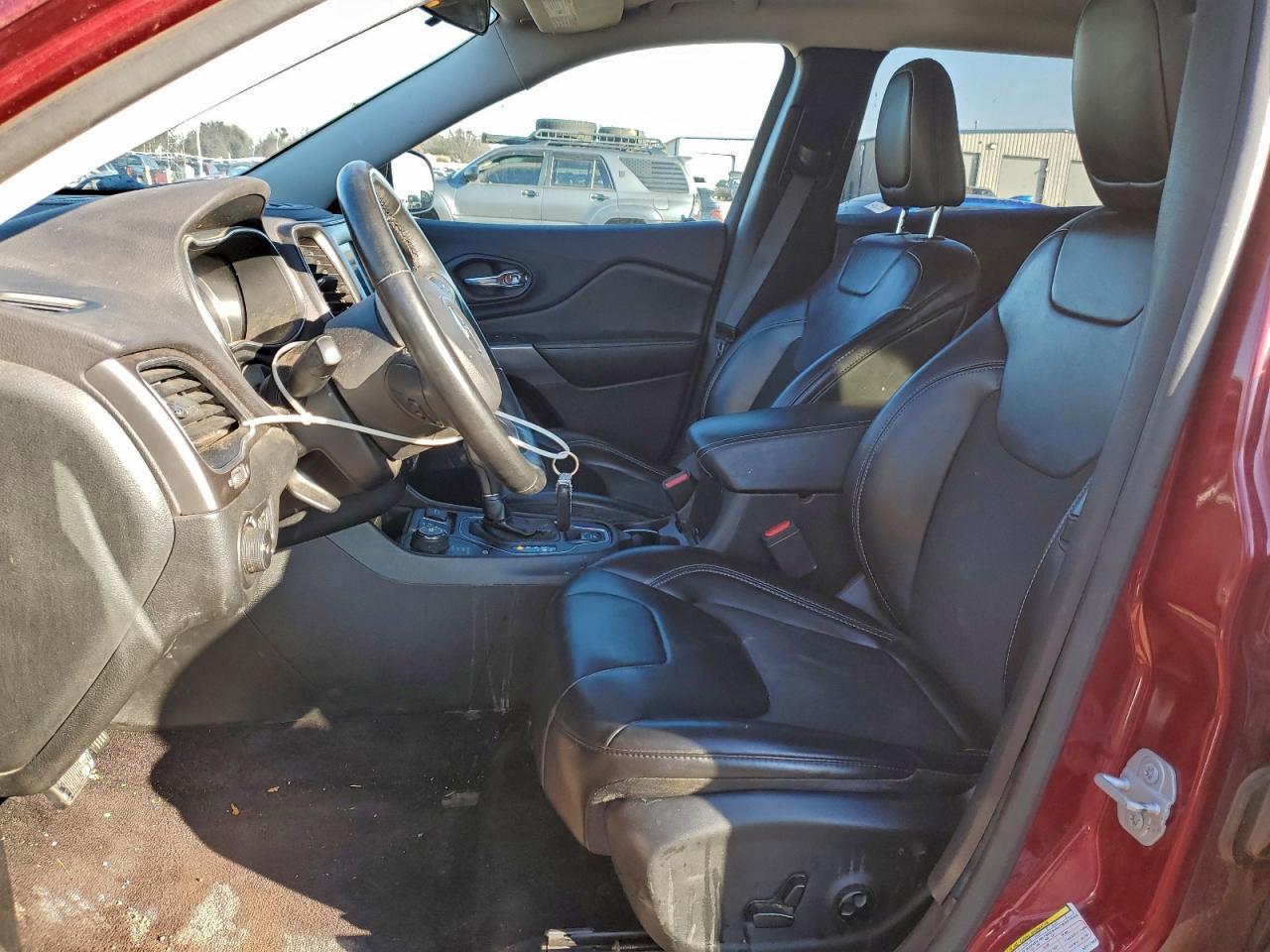 2019 JEEP CHEROKEE