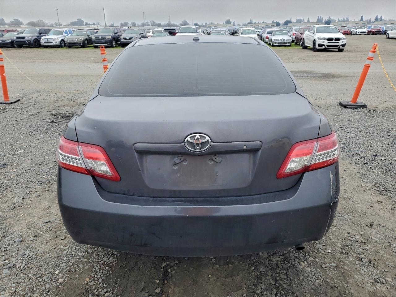 2010 TOYOTA CAMRY