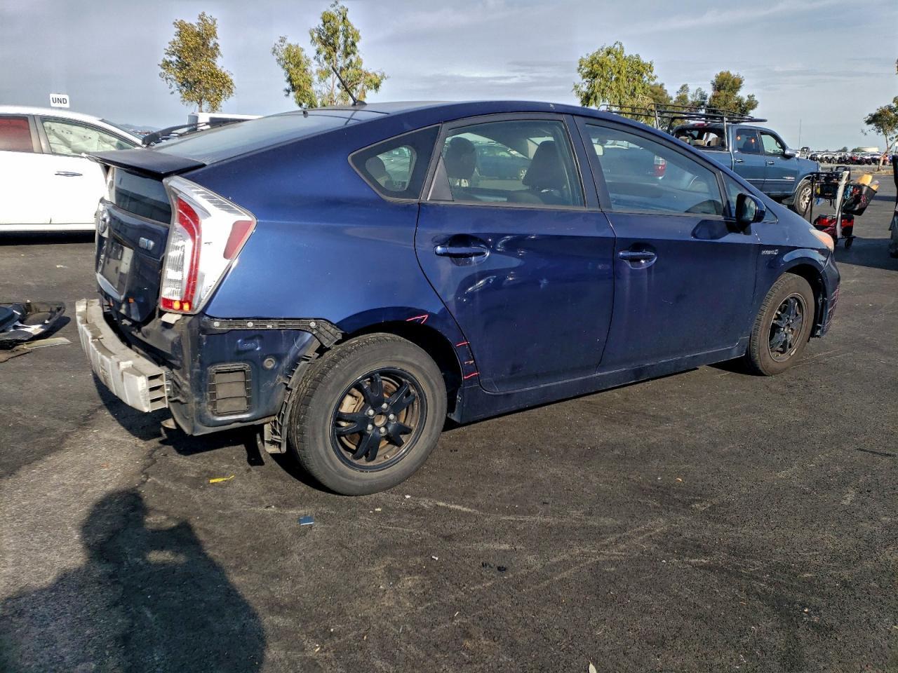 2013 TOYOTA PRIUS