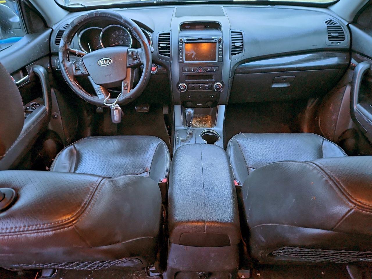 2011 KIA SORENTO