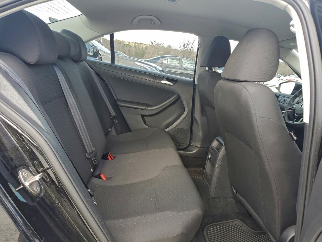 2015 VOLKSWAGEN JETTA