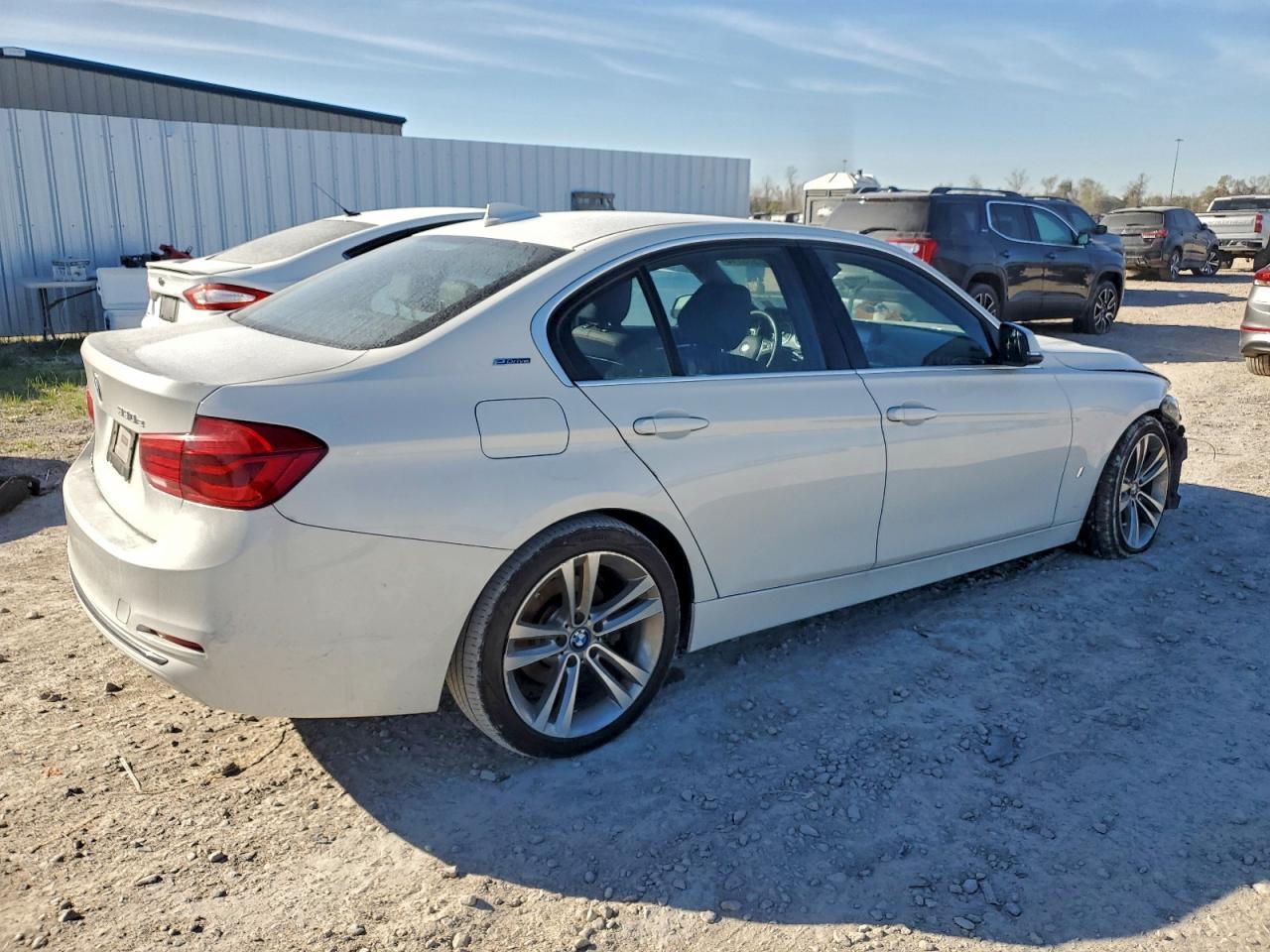 2018 BMW 3 SERIES