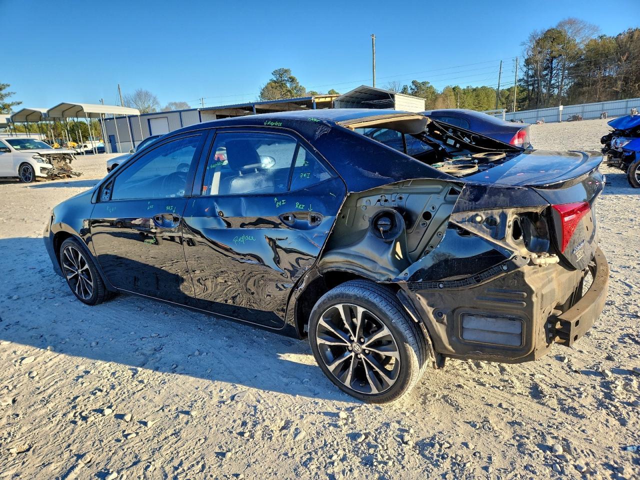 2017 TOYOTA COROLLA