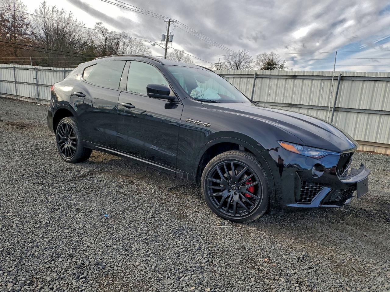 2021 MASERATI Levante