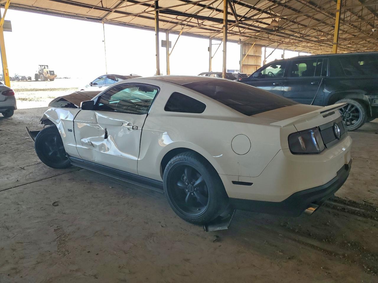 2011 FORD MUSTANG