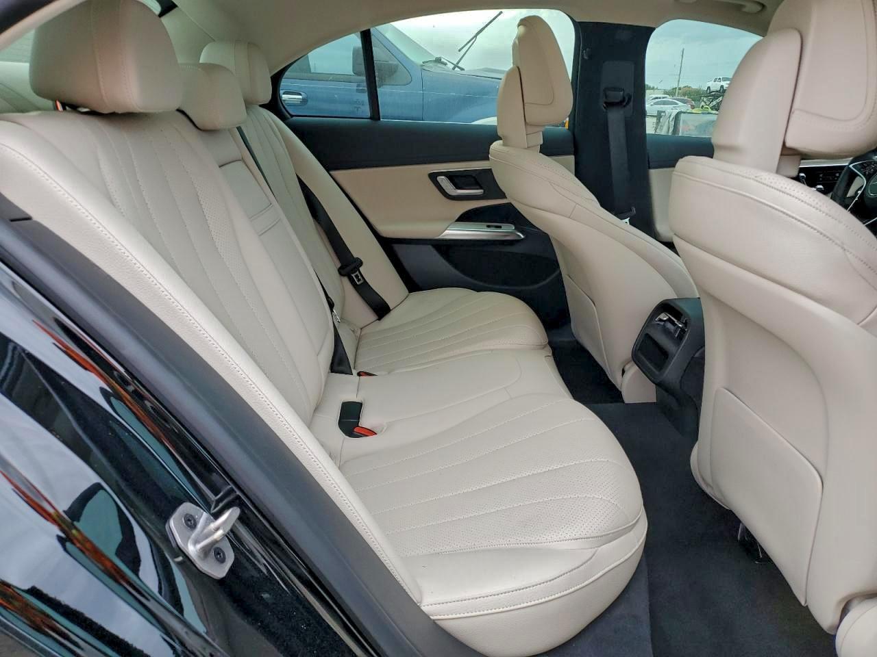 2025 MERCEDES-BENZ E-Class