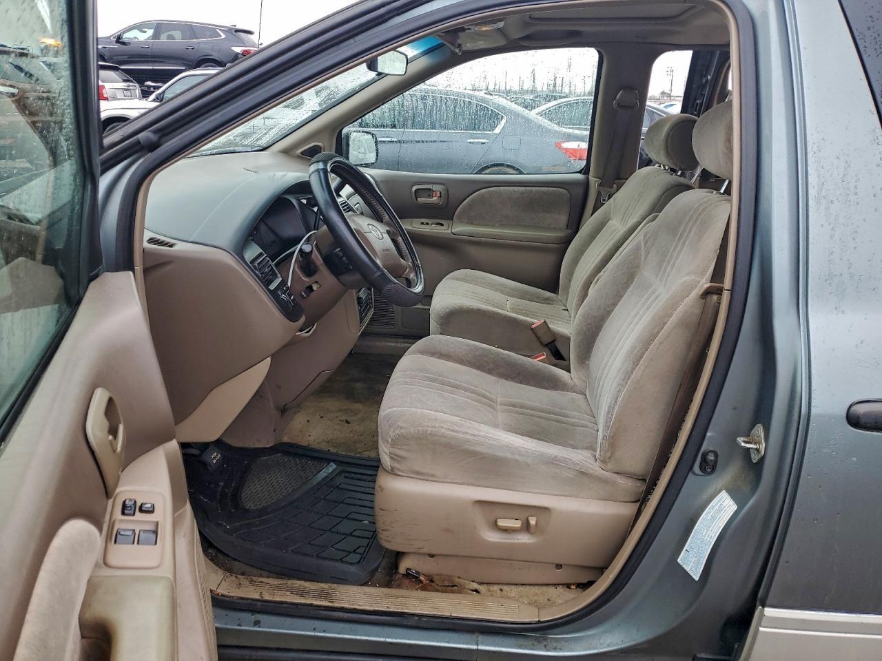 2000 TOYOTA SIENNA