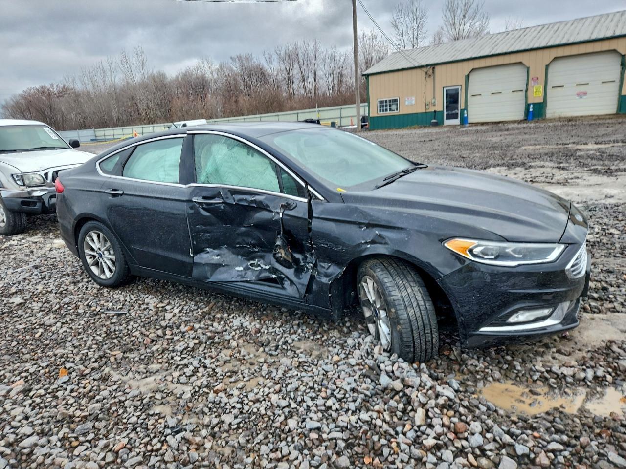 2017 FORD FUSION