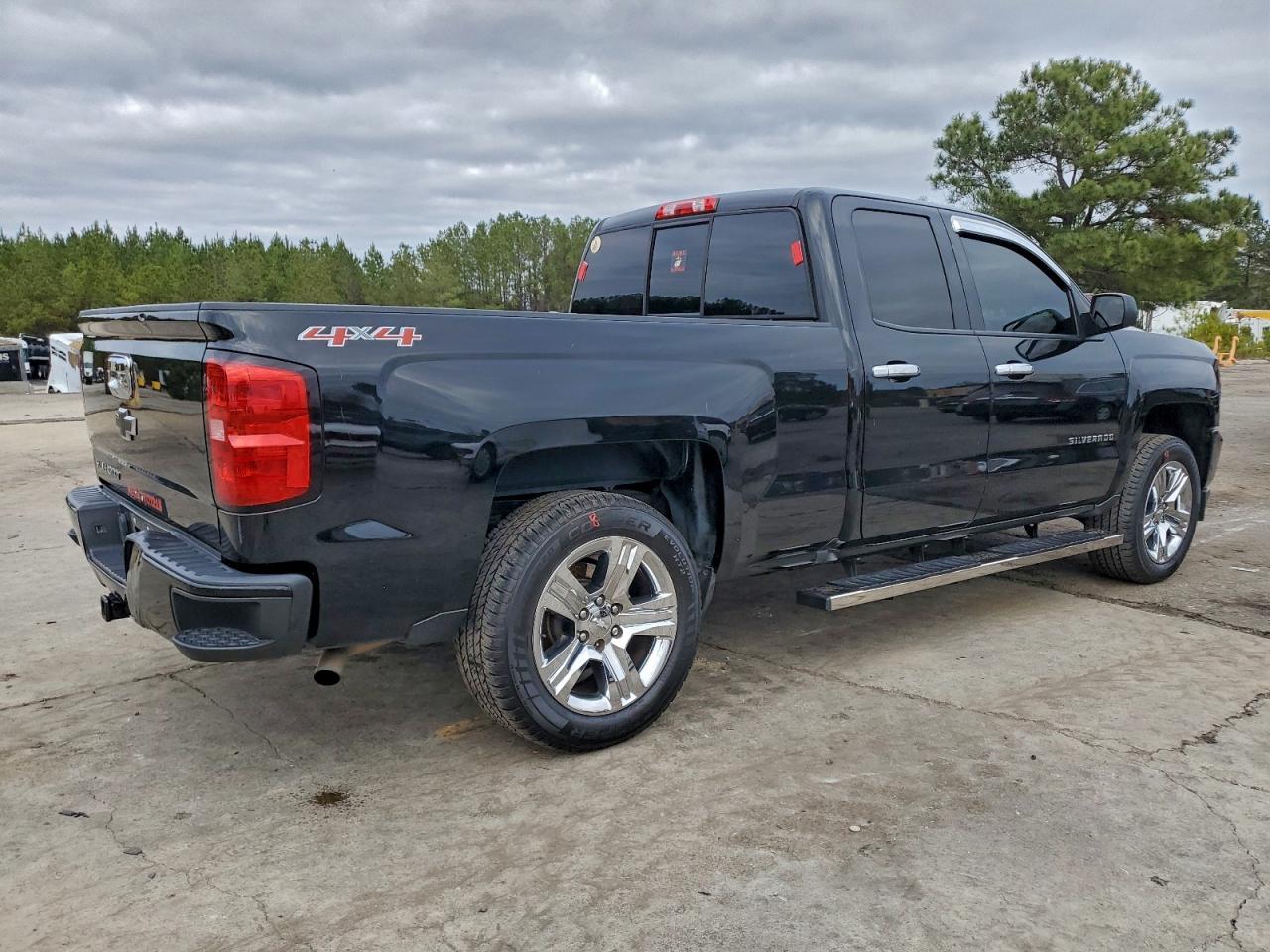 2017 CHEVROLET Silverado