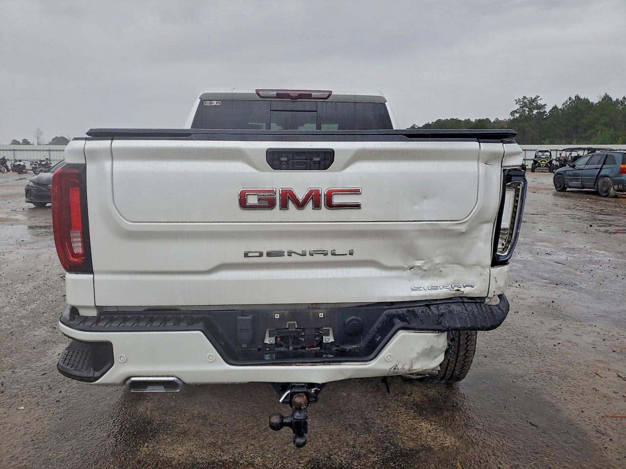 2022 GMC Sierra