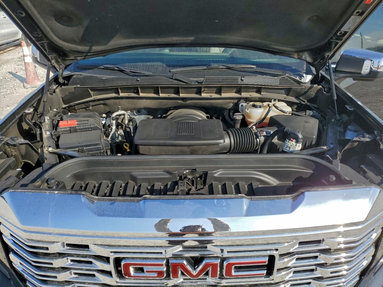 2024 GMC Sierra