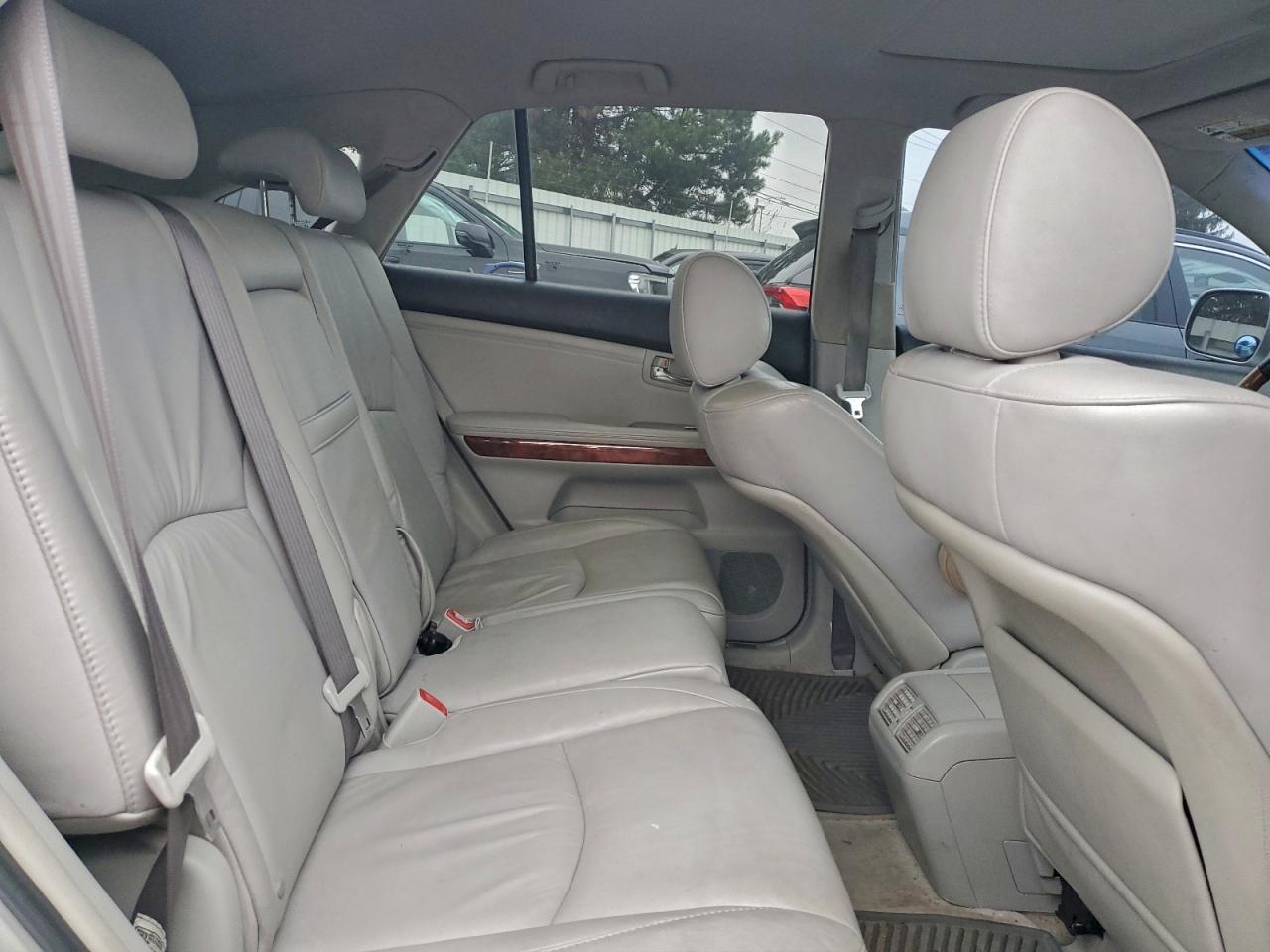 2005 LEXUS Rx 330