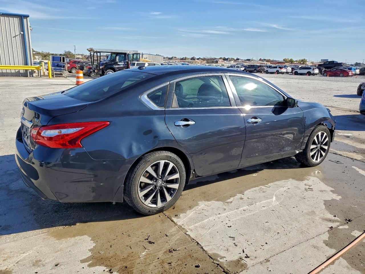 2017 NISSAN ALTIMA
