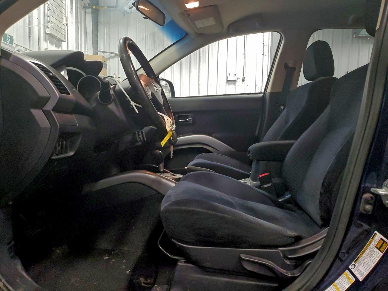 2013 MITSUBISHI outlander