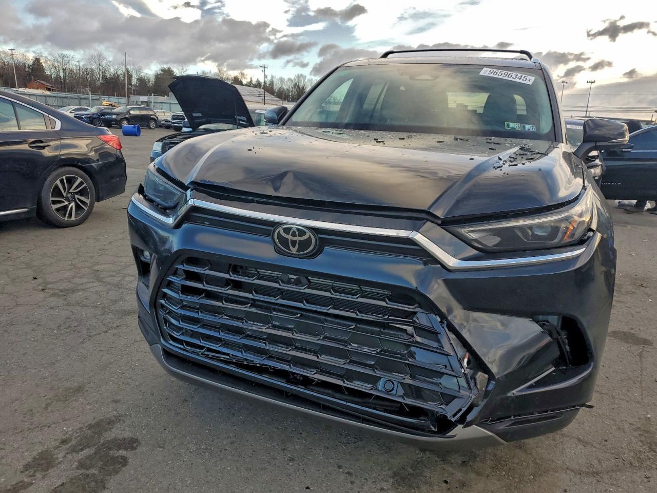 2025 TOYOTA HIGHLANDER