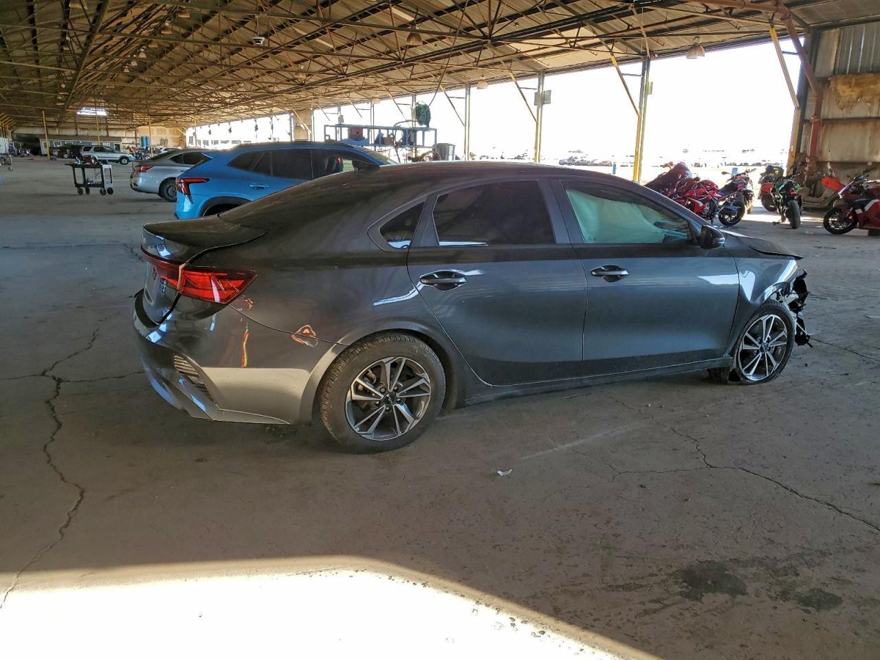 2023 KIA FORTE