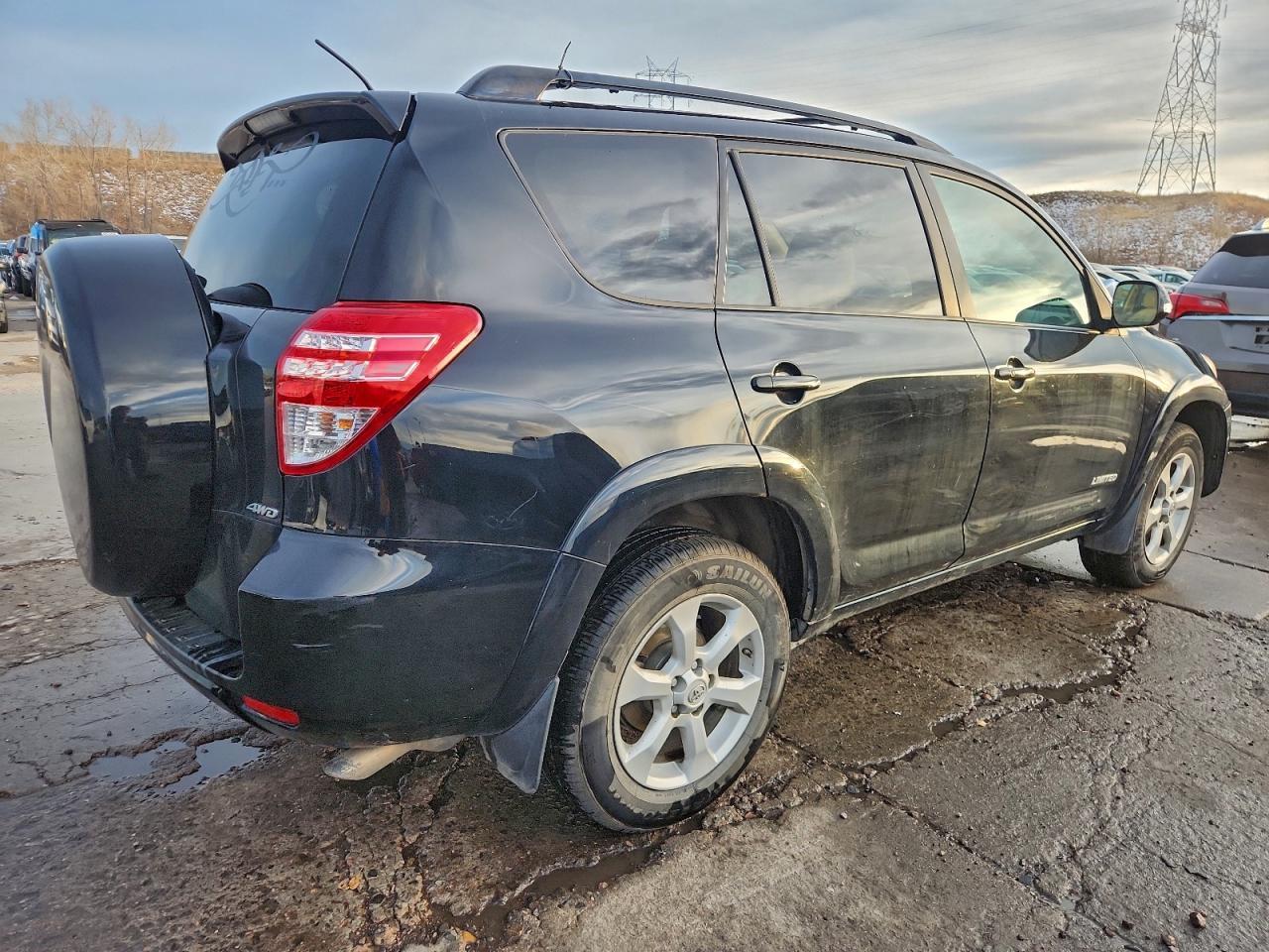 2011 TOYOTA RAV4