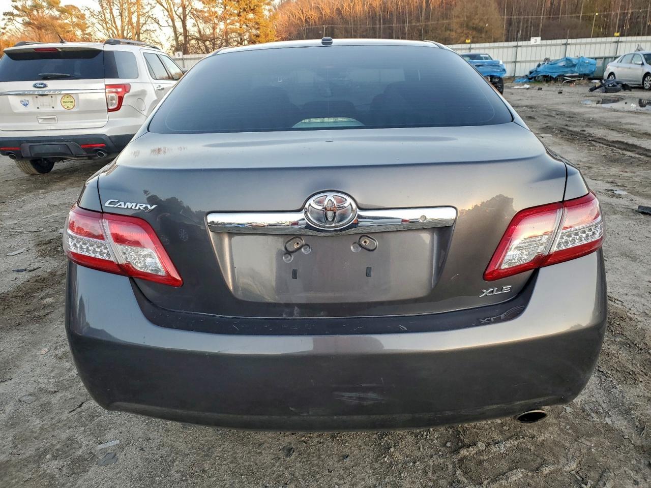 2010 TOYOTA CAMRY