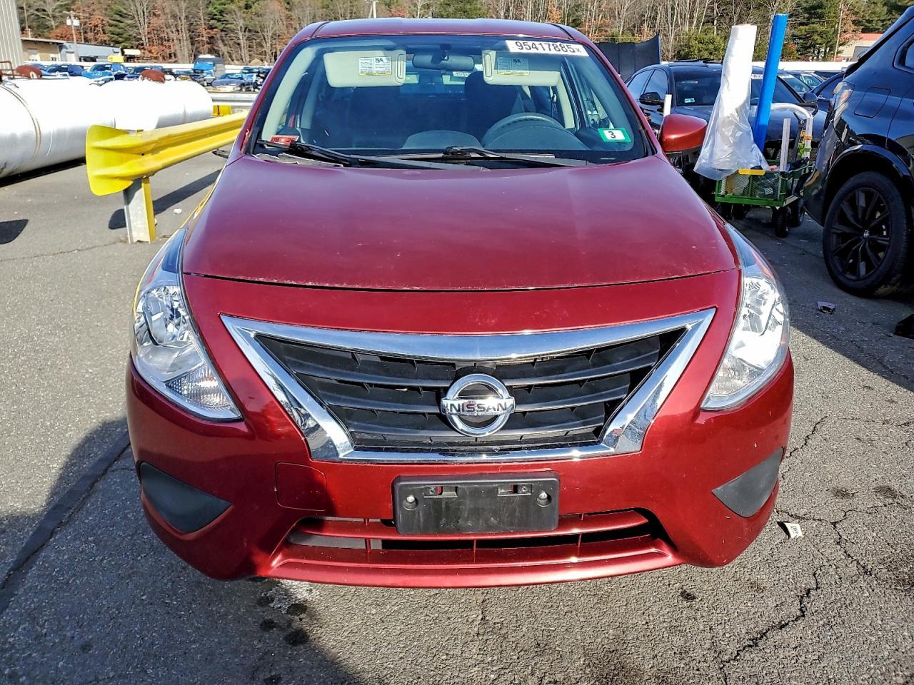 2018 NISSAN VERSA