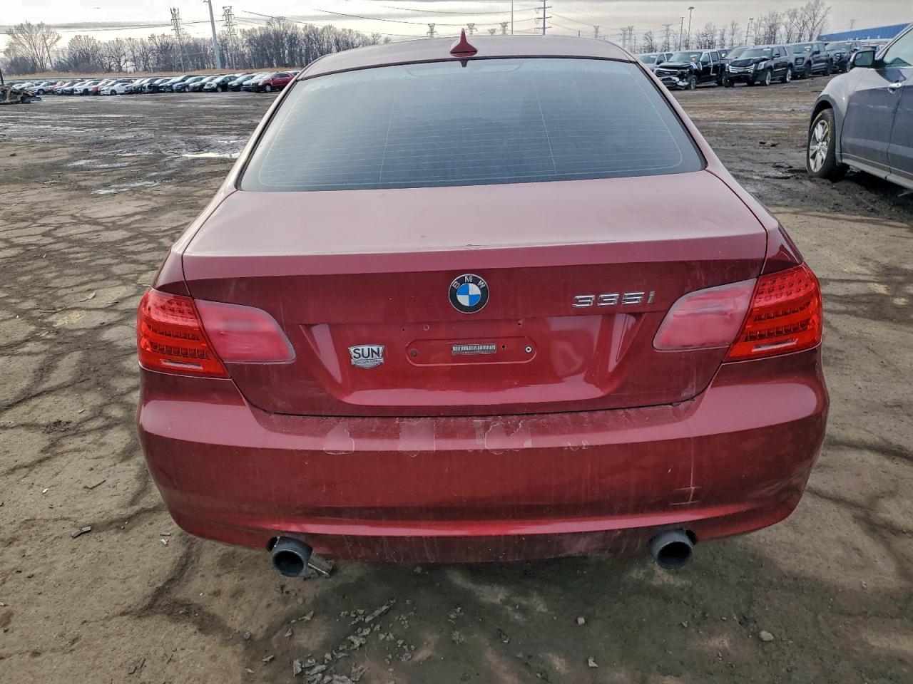 2011 BMW 3 SERIES