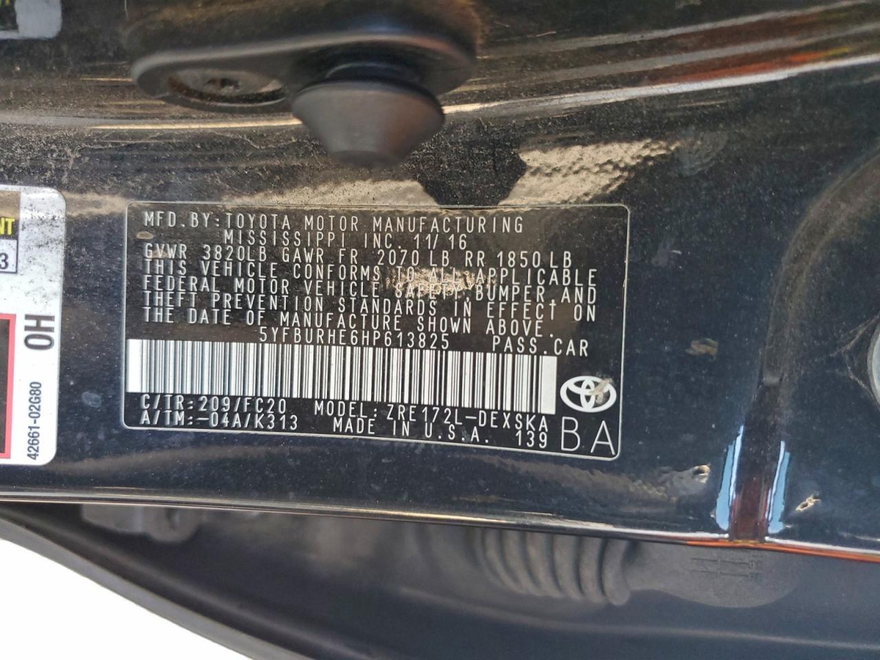 2017 TOYOTA COROLLA