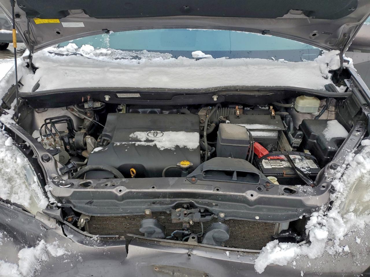 2012 TOYOTA SIENNA