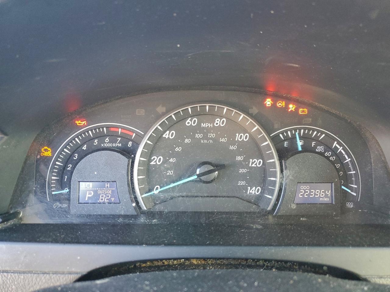 2014 TOYOTA CAMRY