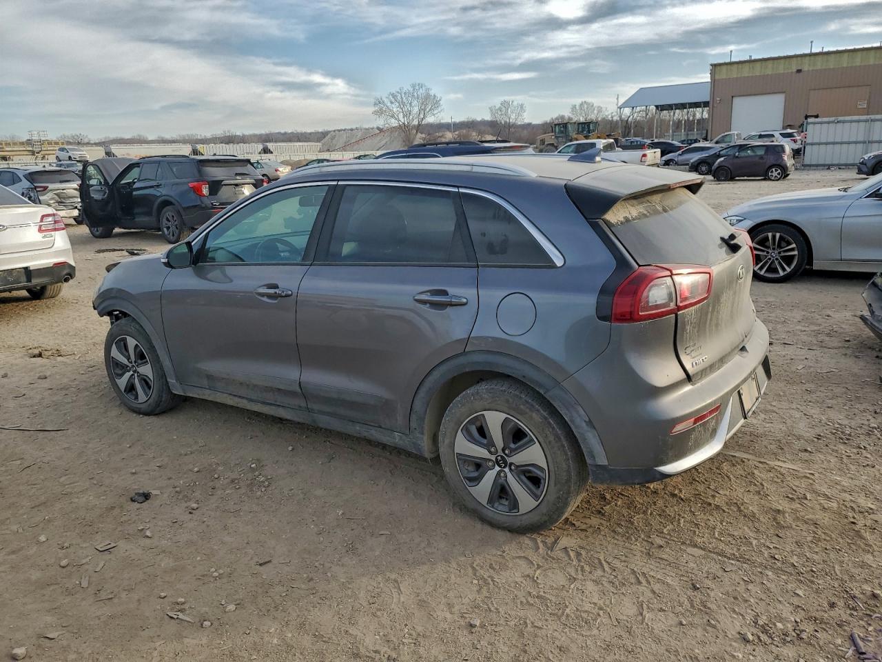 2017 KIA Niro