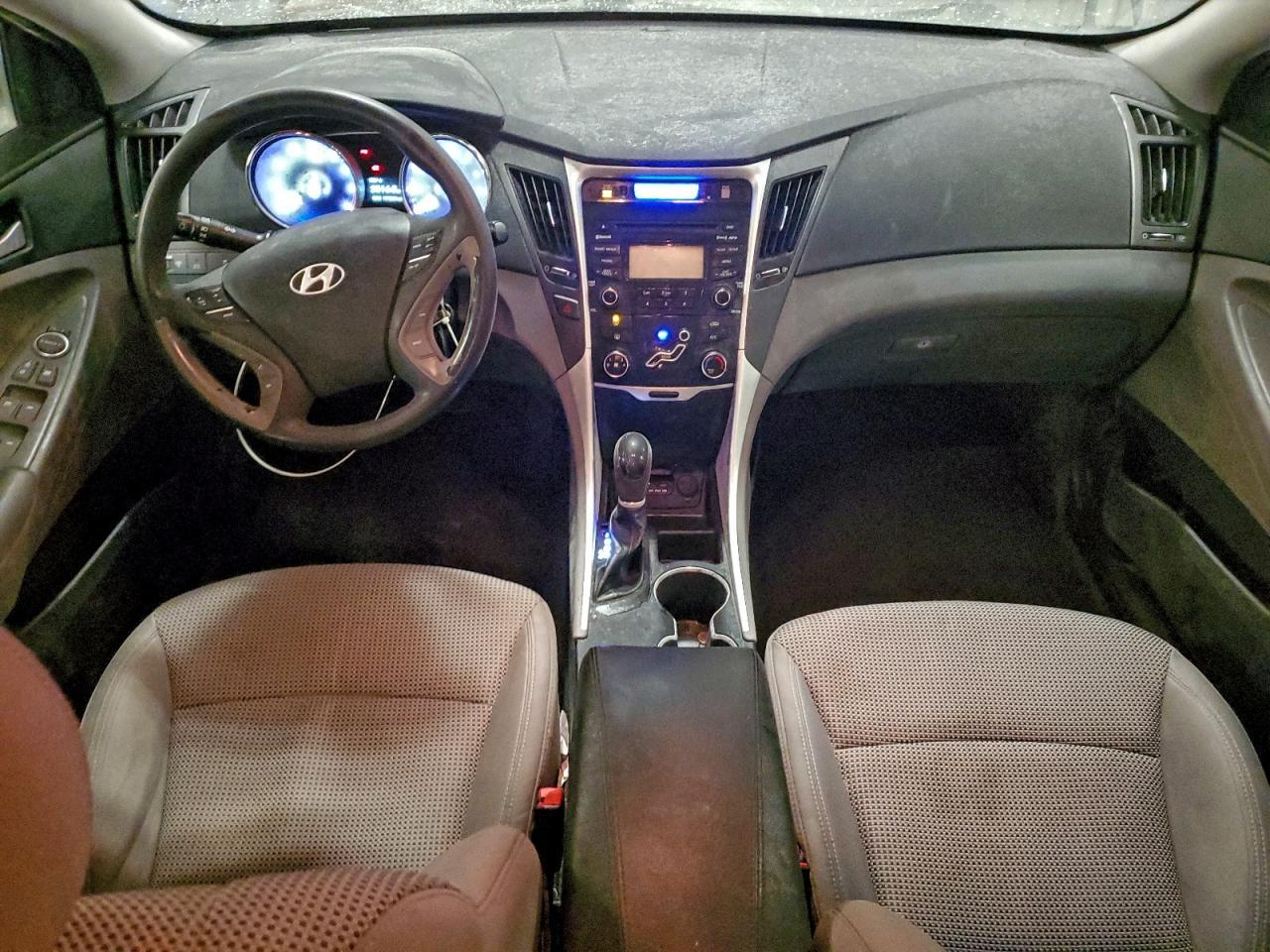 2013 HYUNDAI SONATA