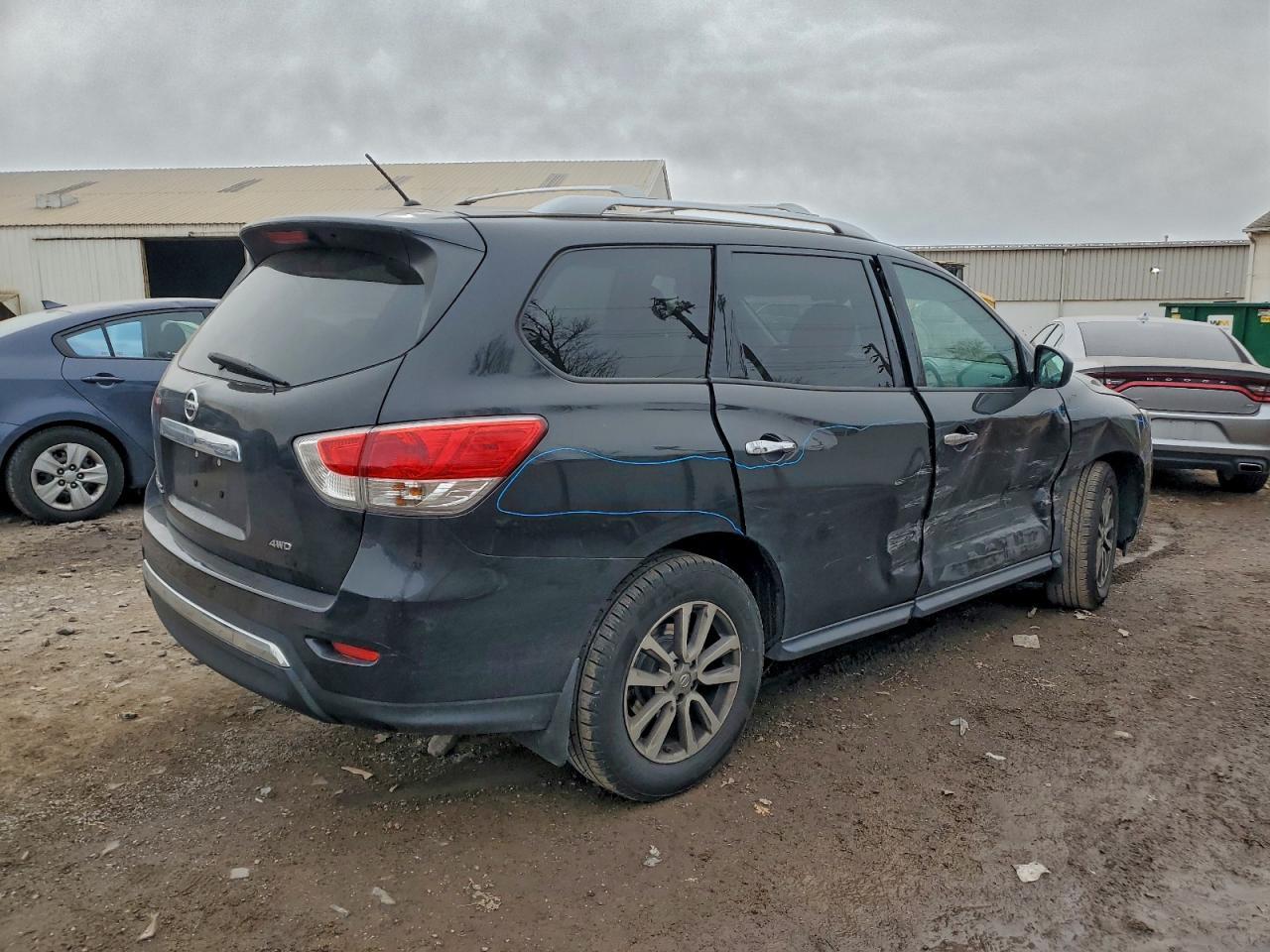 2015 NISSAN PATHFINDER