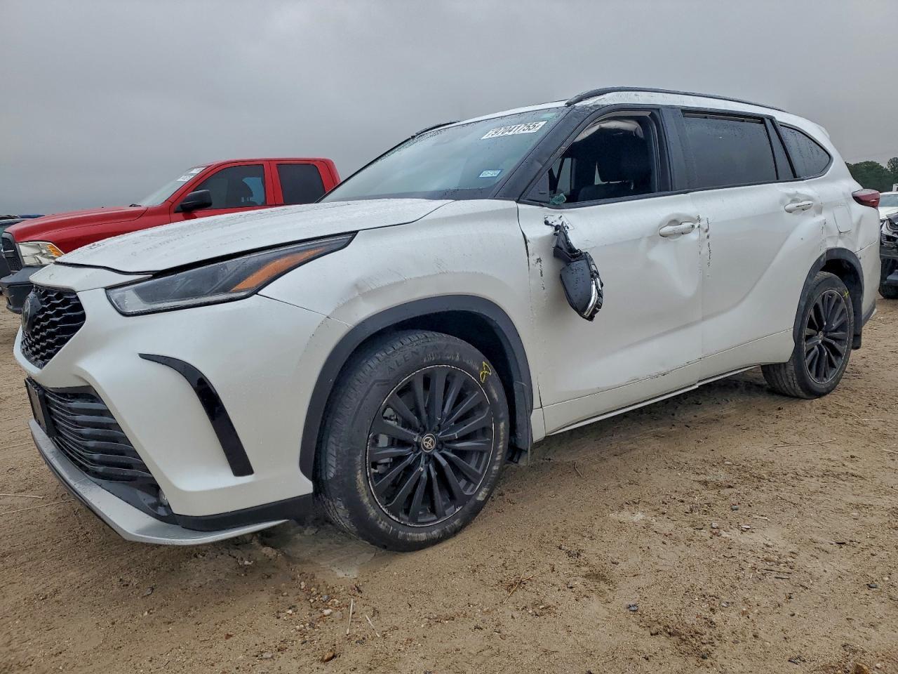 2025 TOYOTA HIGHLANDER