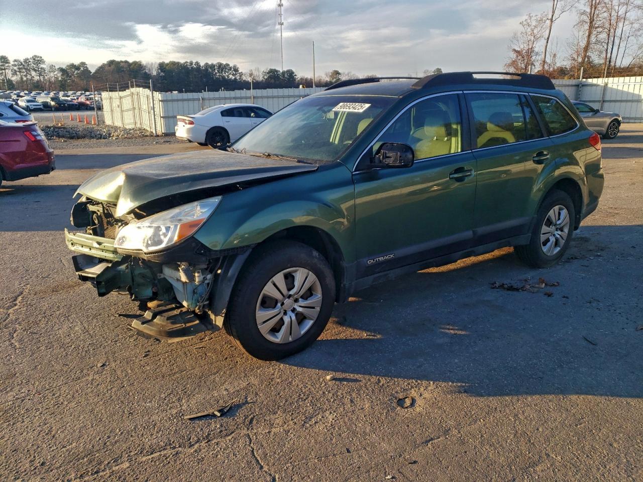 2013 SUBARU Outback