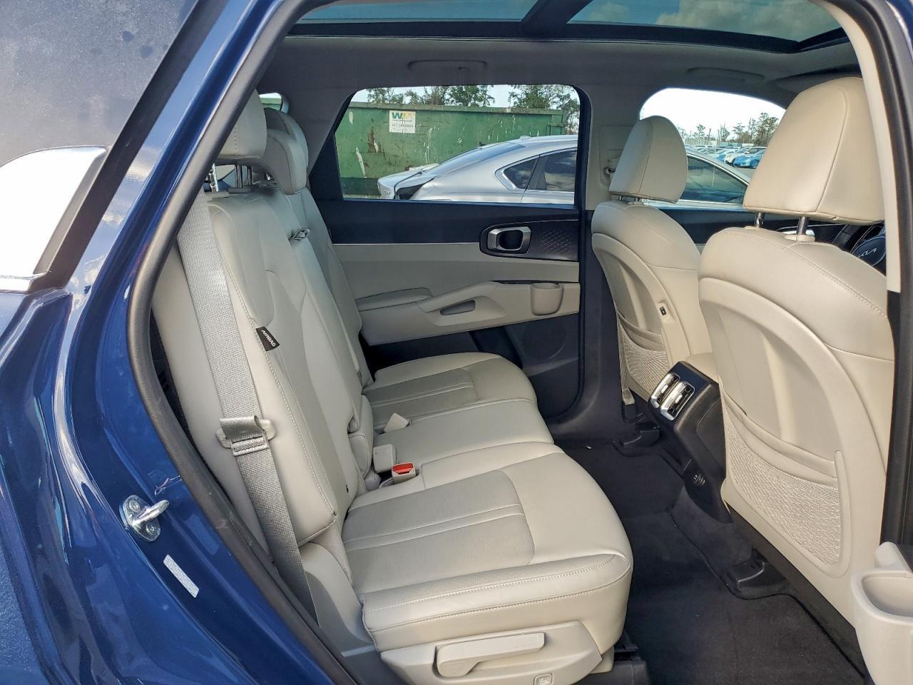 2025 KIA SORENTO