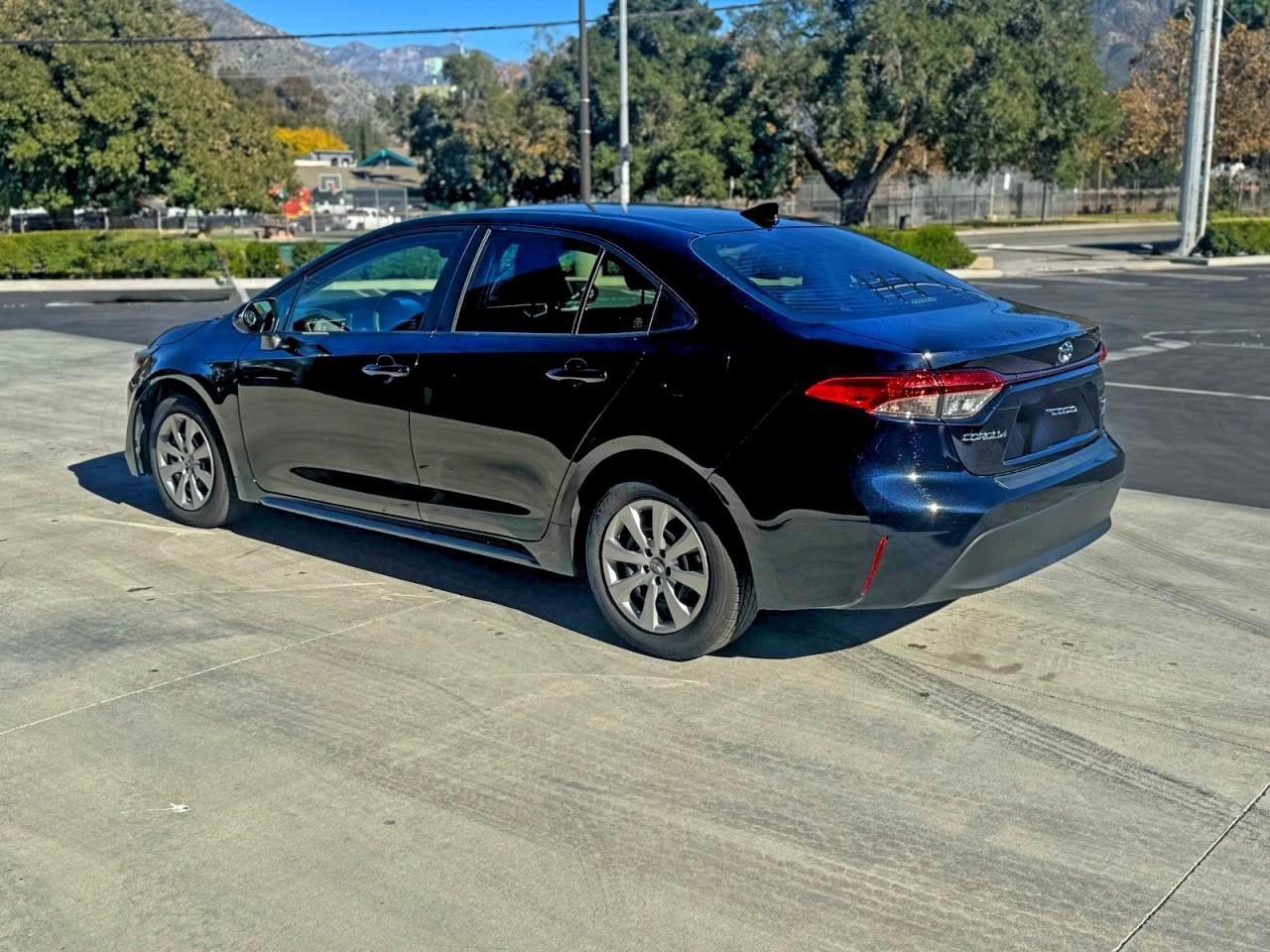 2024 TOYOTA COROLLA