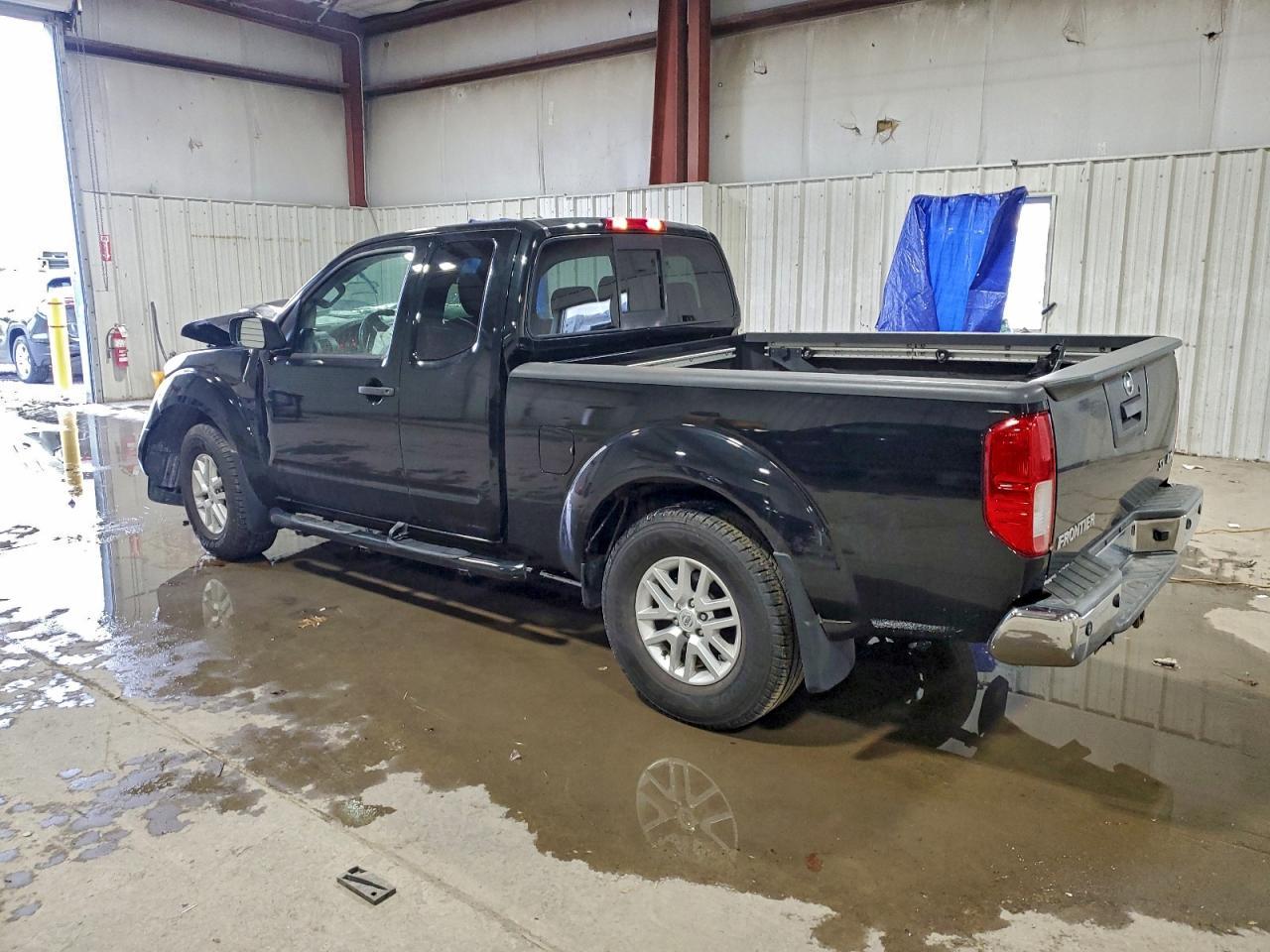 2017 NISSAN Frontier
