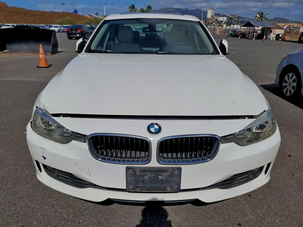 2013 BMW 3 SERIES