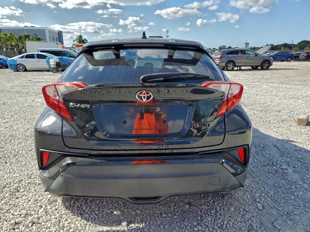 2019 TOYOTA C-HR