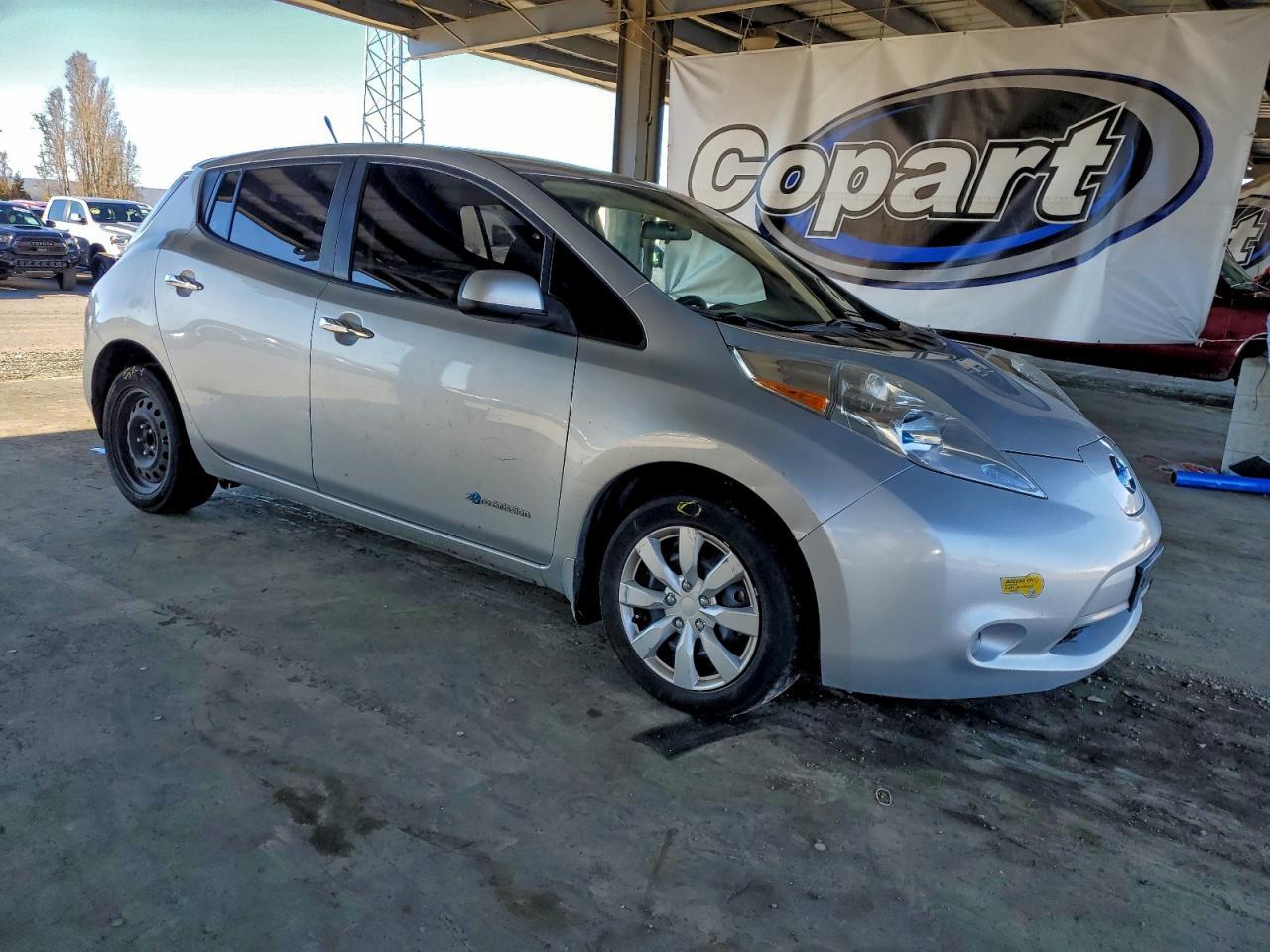2013 NISSAN LEAF