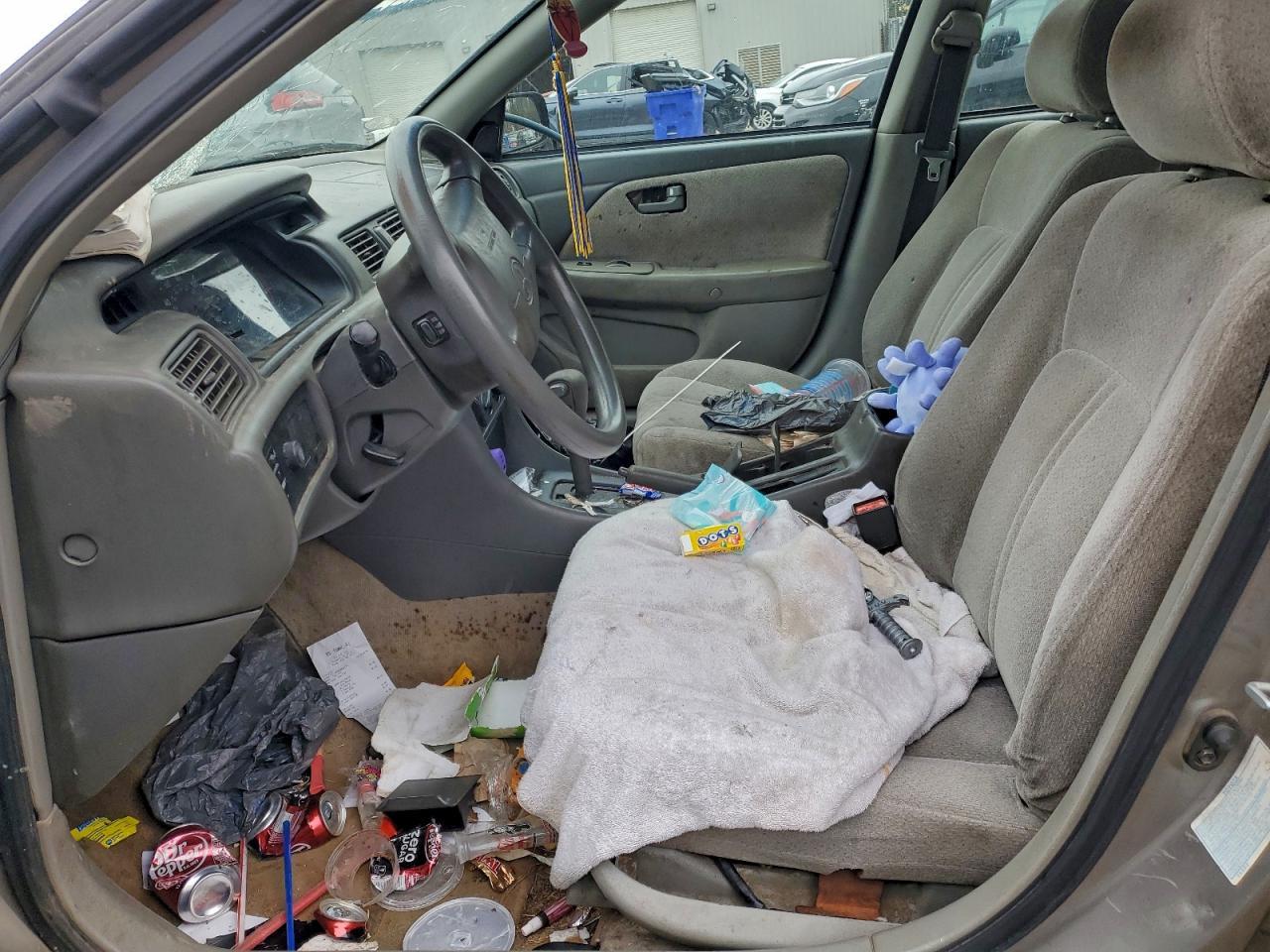 2001 TOYOTA CAMRY