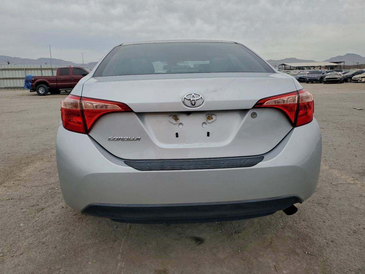 2017 TOYOTA COROLLA