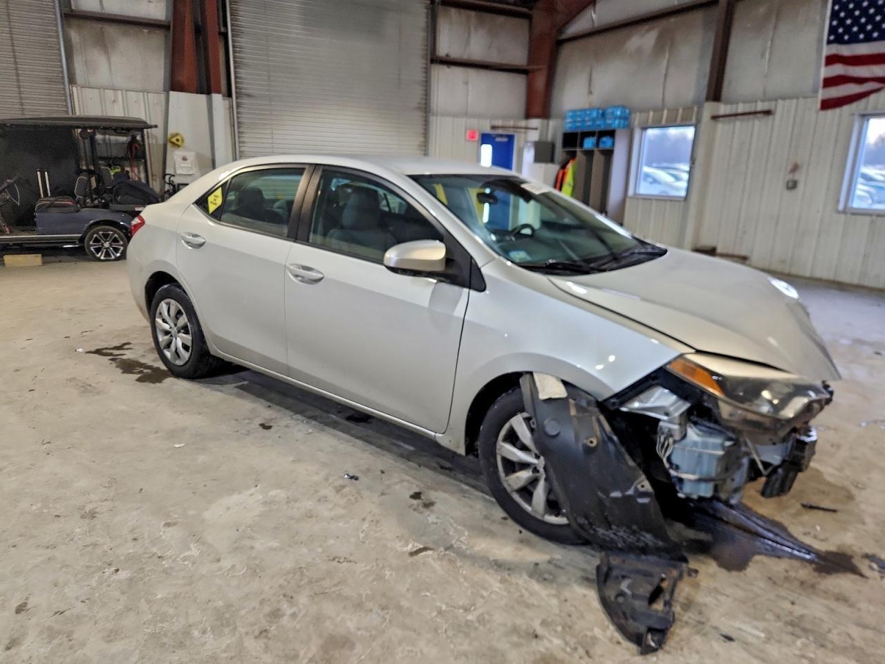 2015 TOYOTA COROLLA