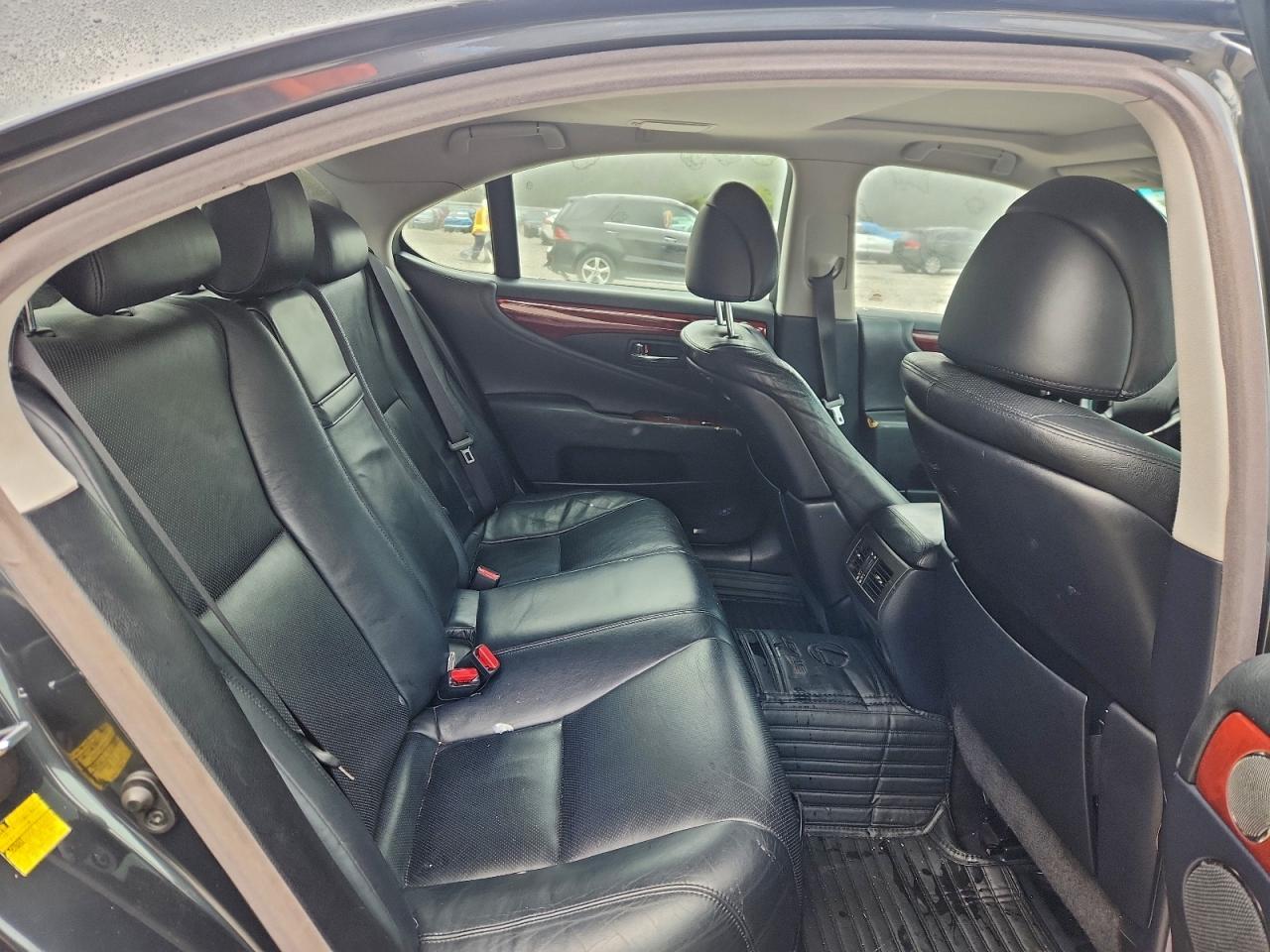 2010 LEXUS LS 460
