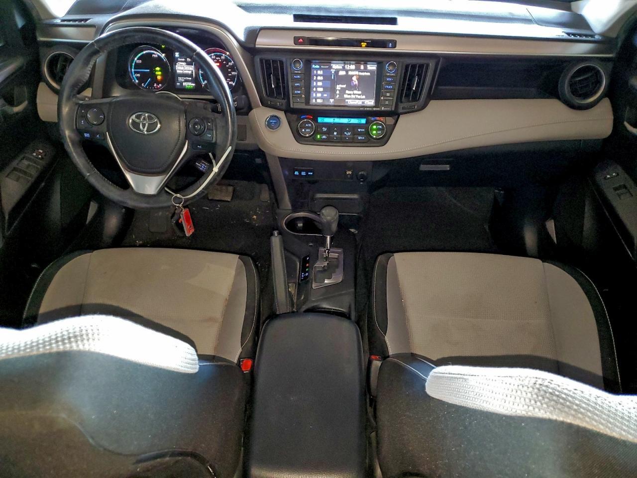 2016 TOYOTA RAV4