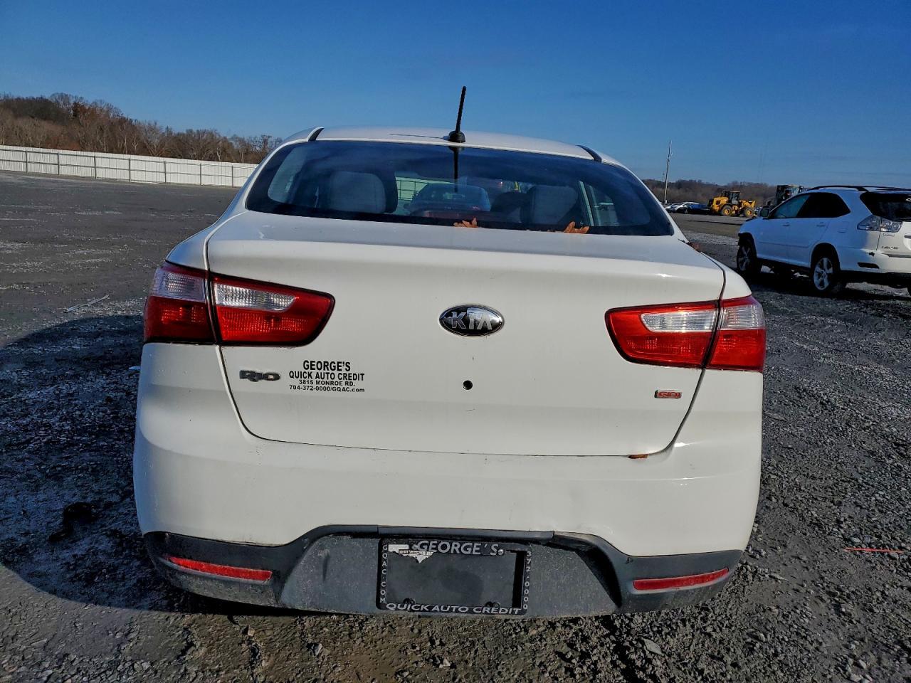 2013 KIA RIO