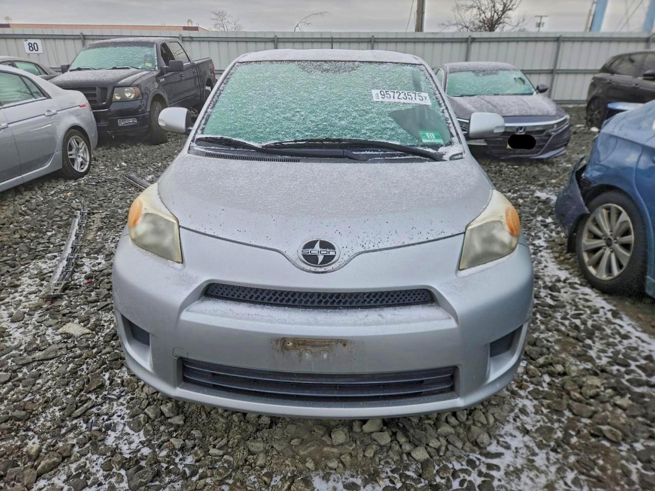 2010 TOYOTA SCION