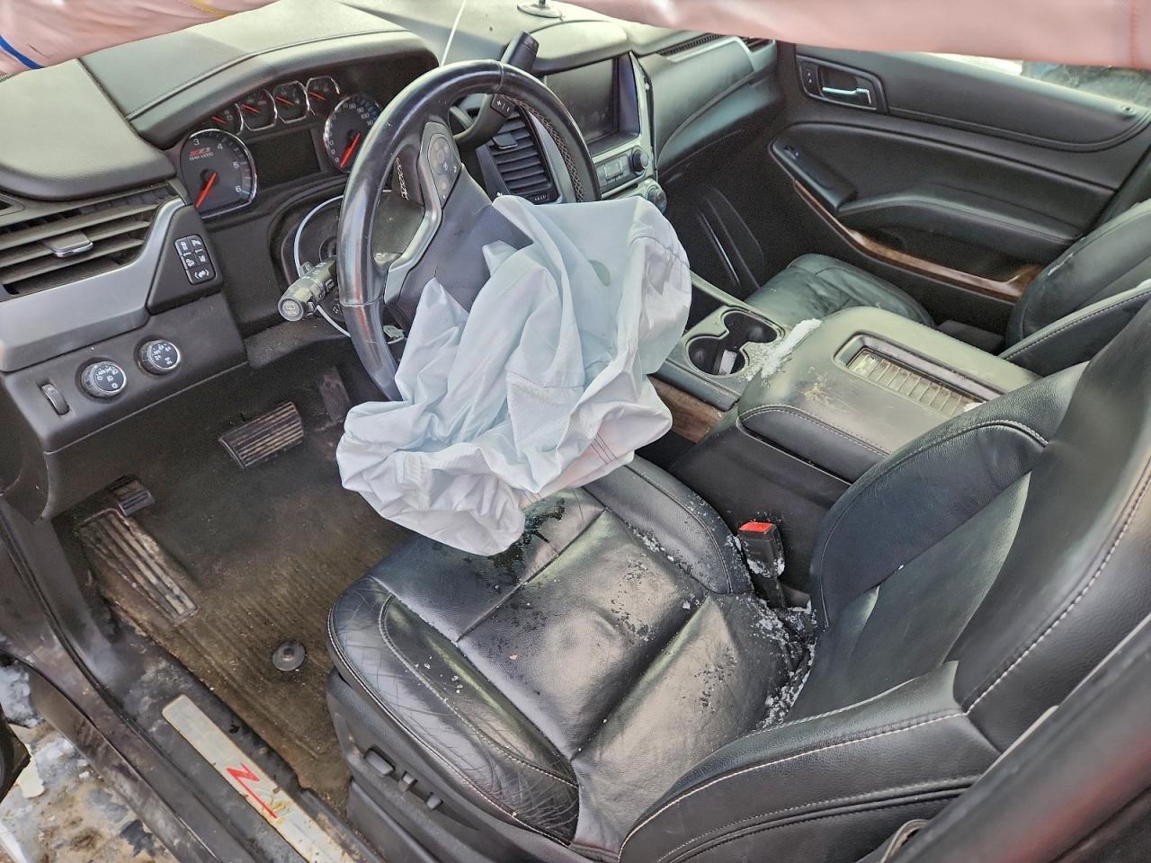 2015 CHEVROLET Suburban