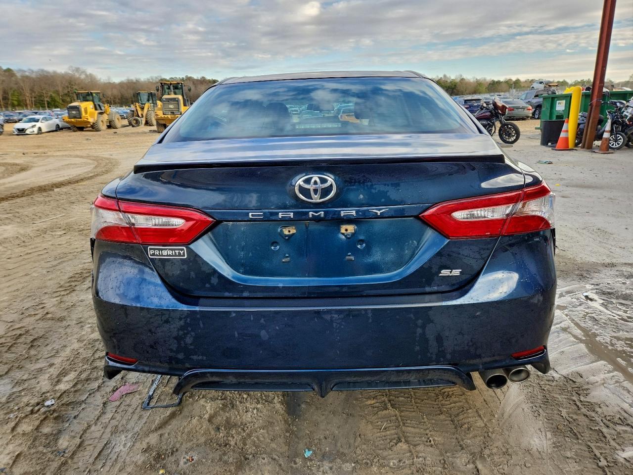 2018 TOYOTA CAMRY